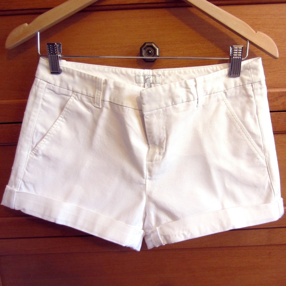 white short pants